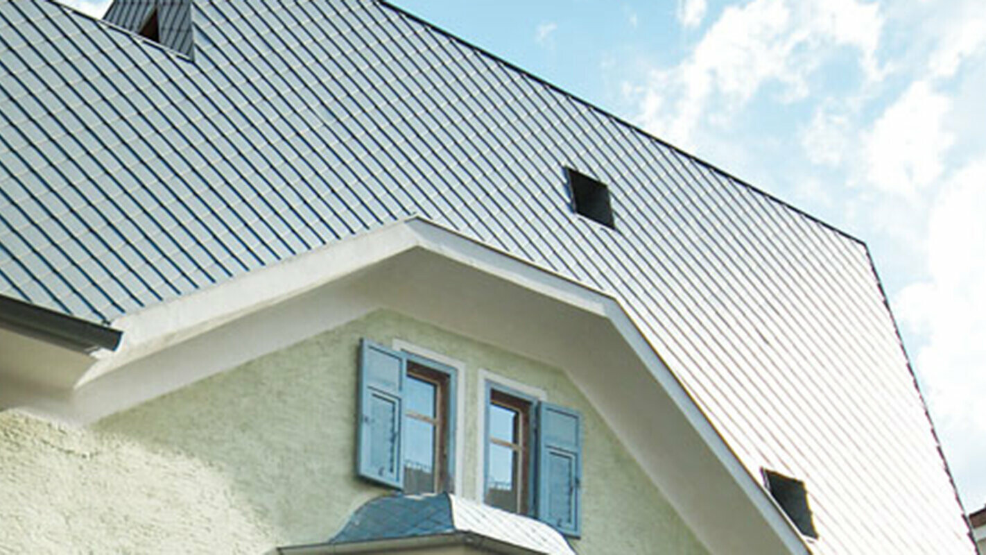 Gradnja podstrešja s strešnimi rombi PREFA