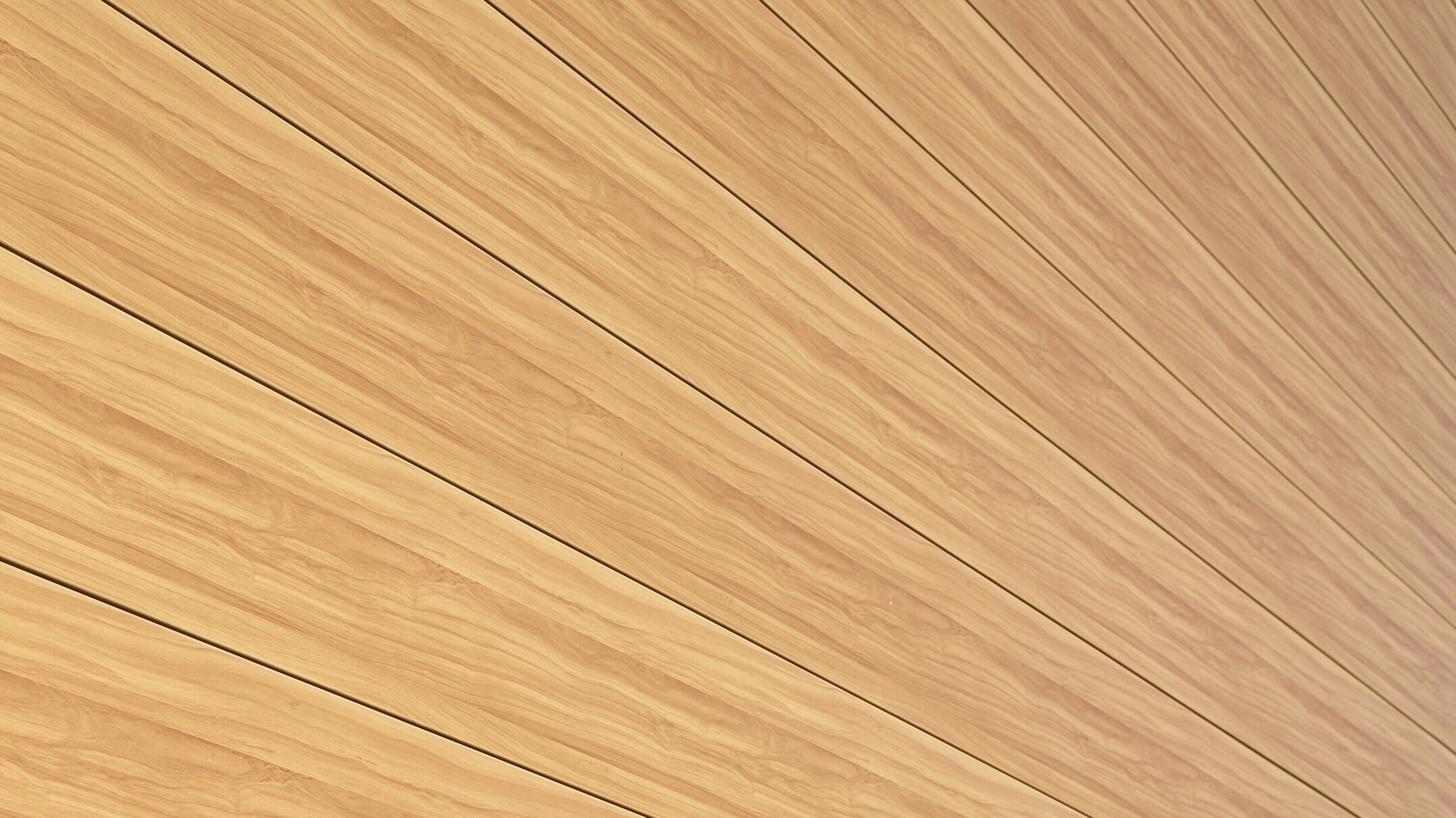 Približek aluminijaste fasade iz PREFA Siding v barvi naravnega hrasta na enodružinski hiši v Usingenu, Nemčija.